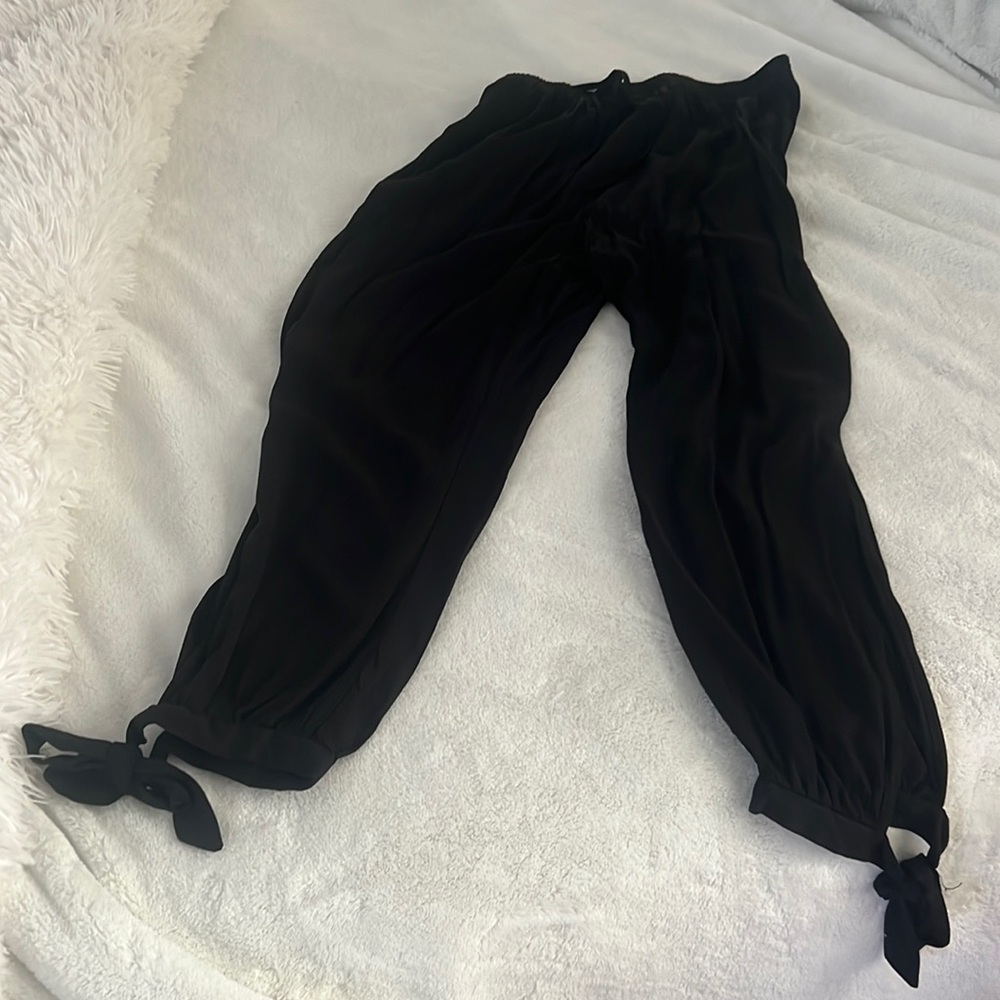 Shein never been worn ladies cover up pants